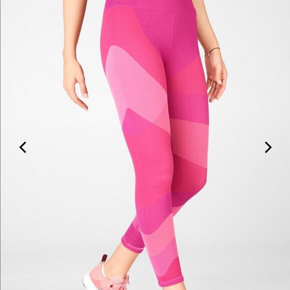 Fabletics Pink High-Waisted Seamless Colorblock Capri - Picture 6 of 6